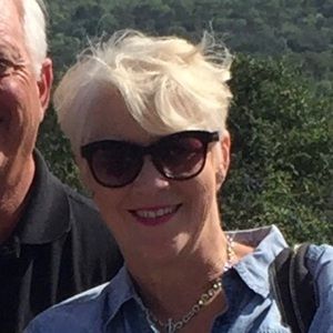 Meet your Posher, Debbie